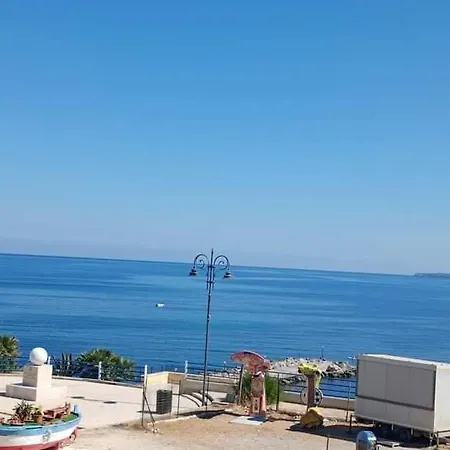 Laerte & Dafne Holiday Apartment